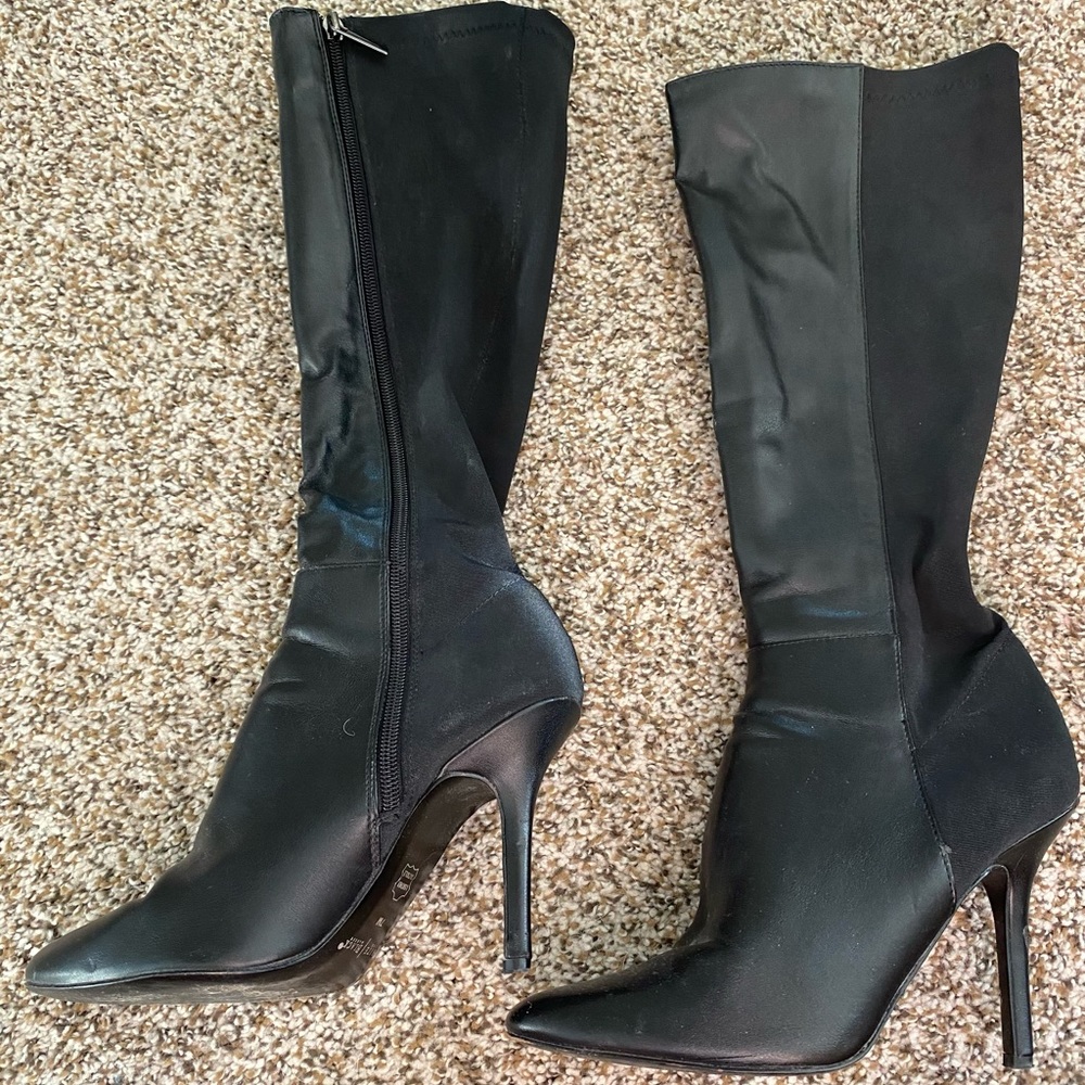 🔥White House Black Market heeled boots, black, size 7